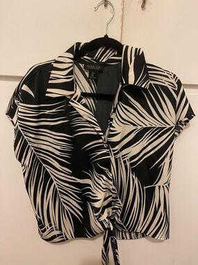 Rachel Zoe Black and White Palm-Print Tie-Front Button-Down